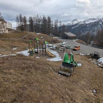  Spielplatz Mathon