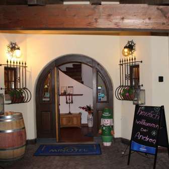 Eingang zum Restaurant Hotel Walserhof